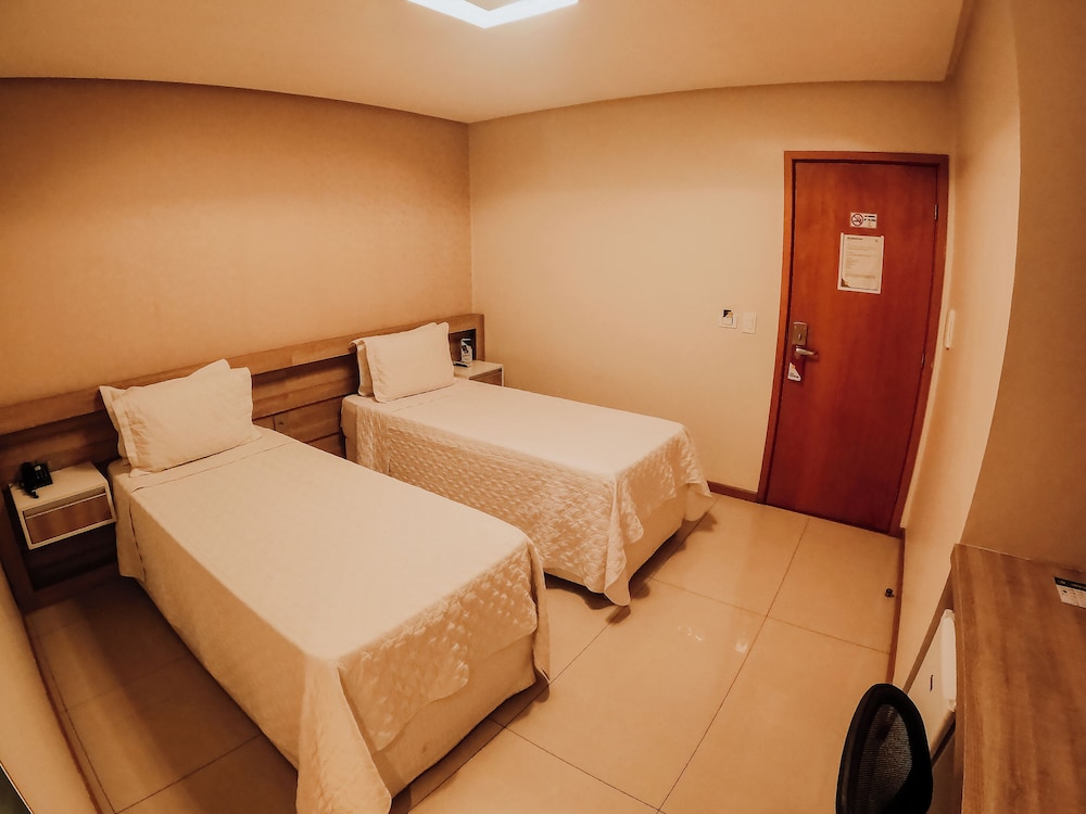 Twin Room, 2 Twin Beds photo 2