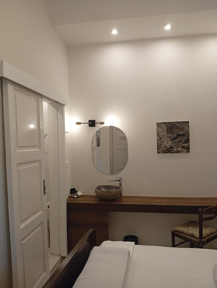Design Room, 1 Double Bed, City View photo 2