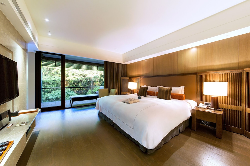 Superior Room, 1 Queen Bed