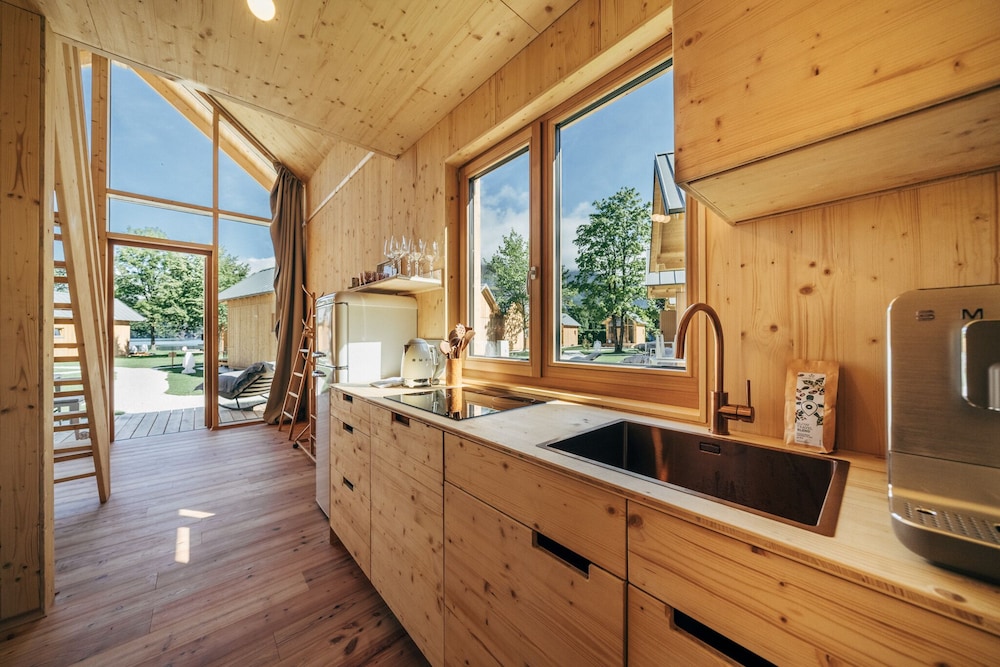 Comfort Chalet, 1 Bedroom, Lake View (incl. City Tax) photo 1