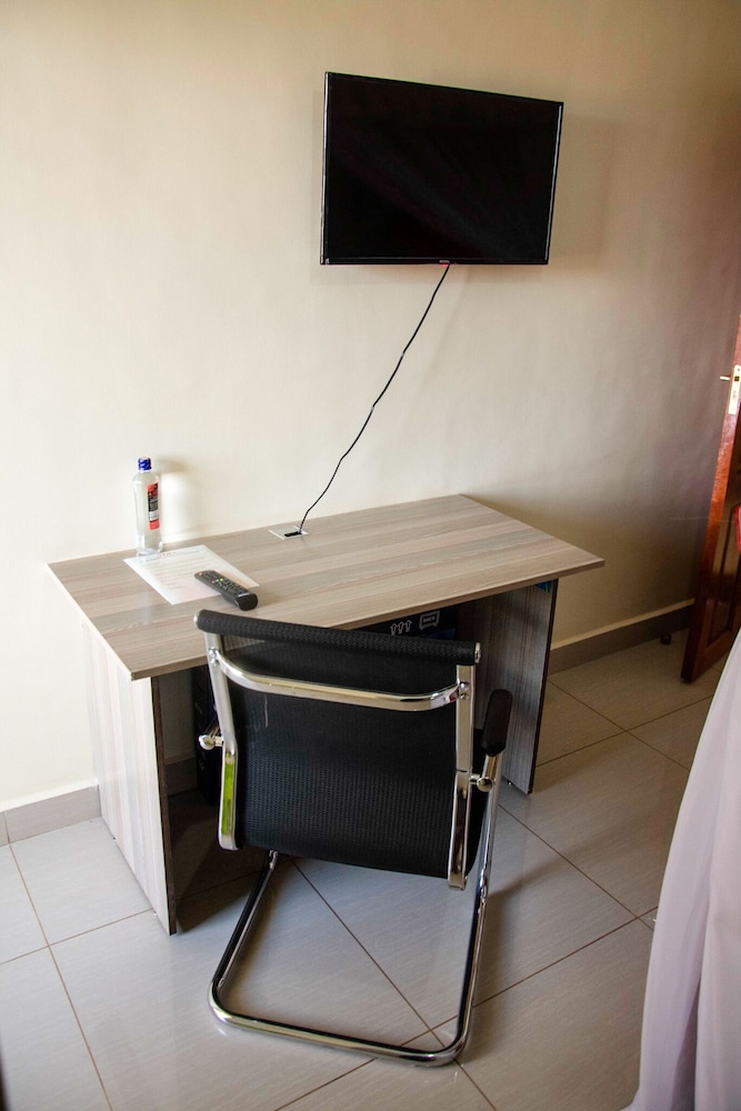 Standard Double or Twin Room, Balcony, City View photo 3