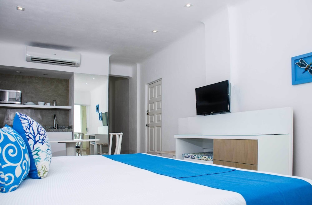 Deluxe Room, Ocean View photo 3