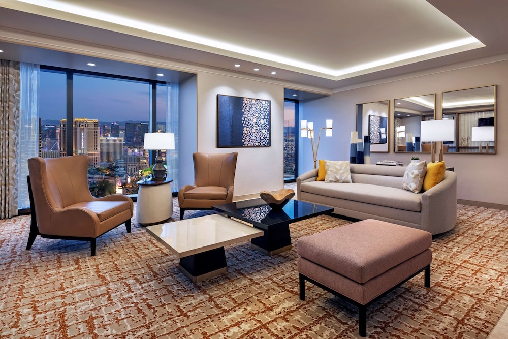 Entertainment Suite, 1 Bedroom, Strip View (Crockfords West) - Photo 2