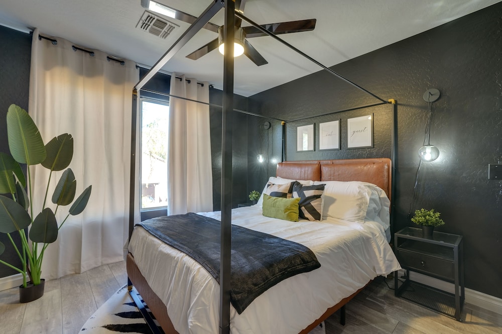 House (Multiple Bedrooms) photo 2