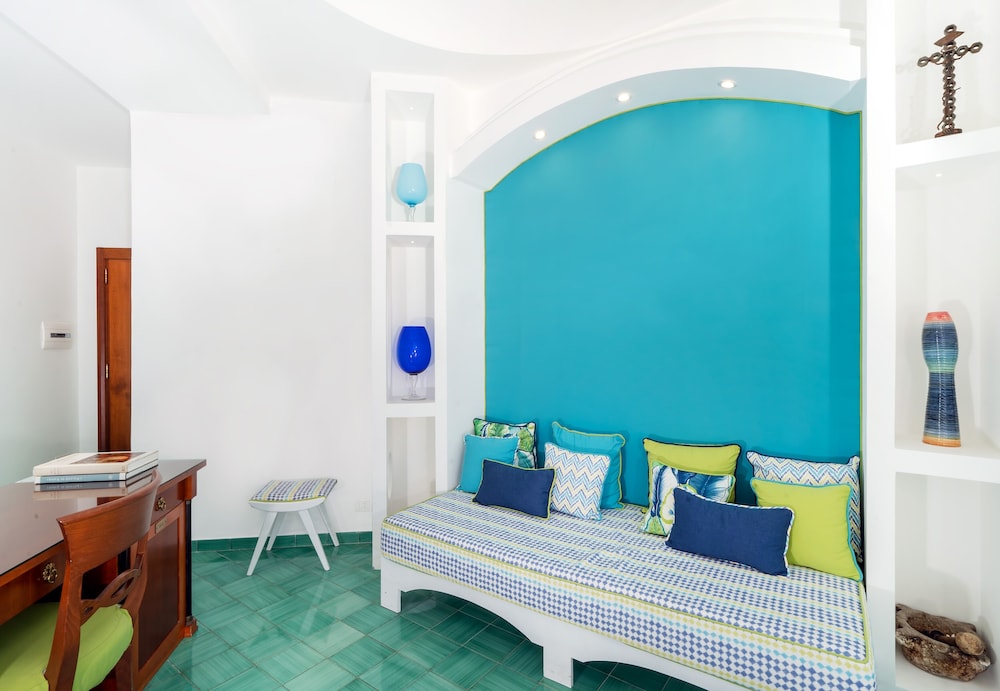 Junior Suite, Balcony, Sea View - Photo 4