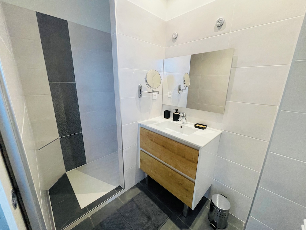 Superior Double or Twin Room photo 3