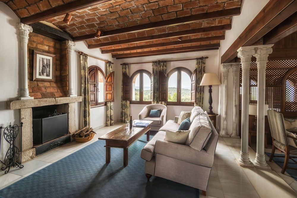 Luxury Suite, Terrace