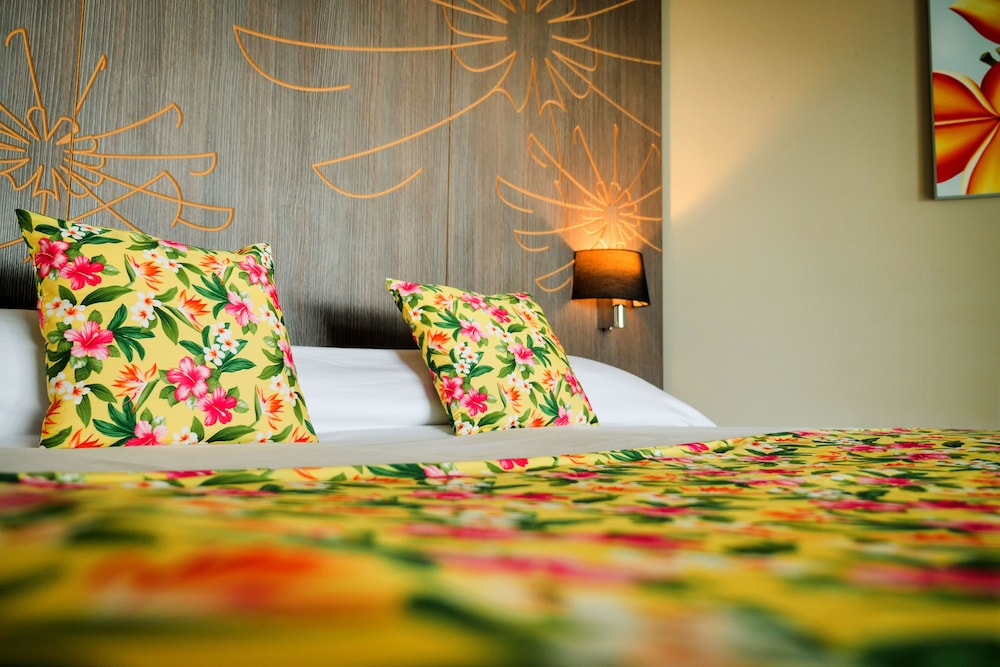 Suite, Pool Access photo 2