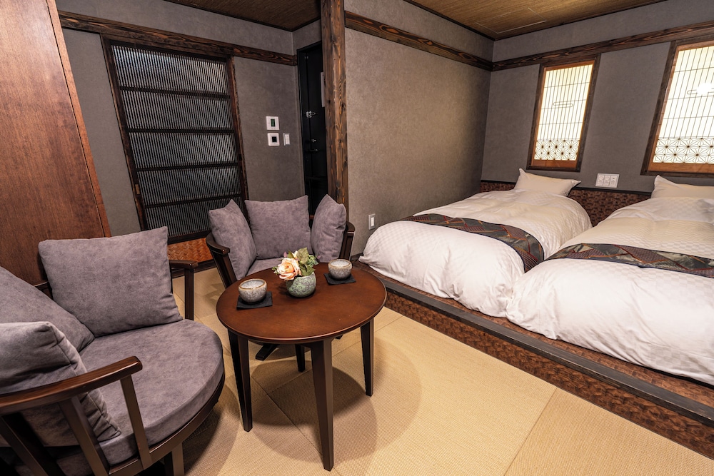 DAIKOUTEN(2 beds, with bath, non-smoking)