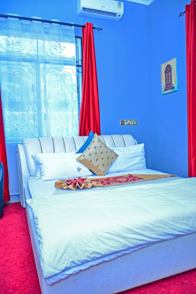 Family Suite, 2 Bedrooms, Non Smoking, Garden View