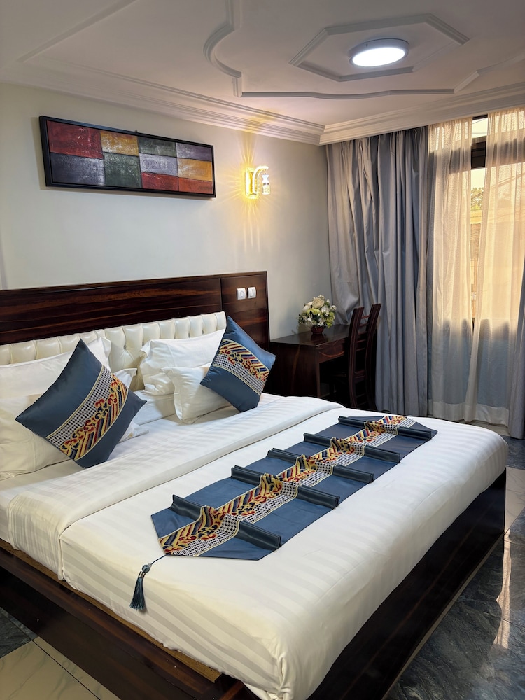 Comfort Suite, 1 Queen Bed