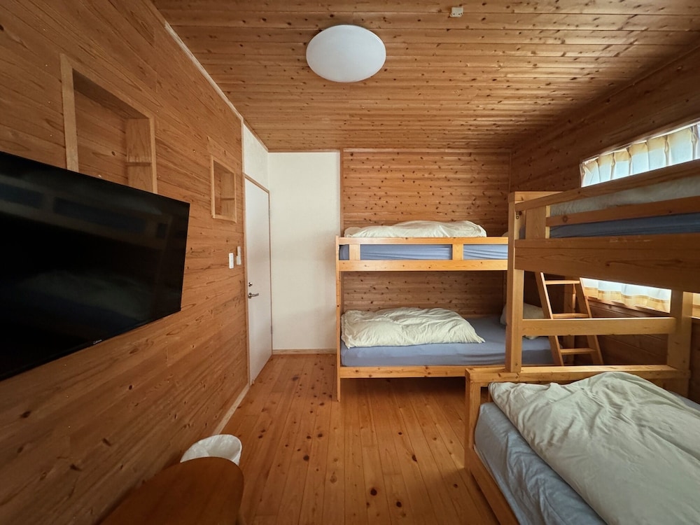 Quadruple Room, Non Smoking photo 1