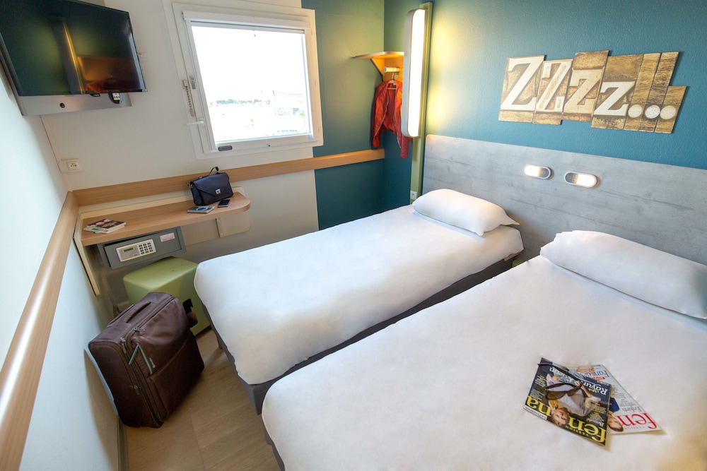 Twin Room, 2 Twin Beds photo 2