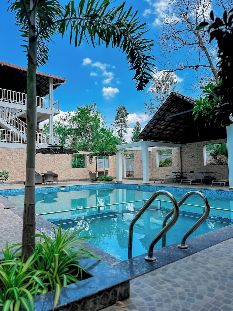 Premium Villa, Pool View
