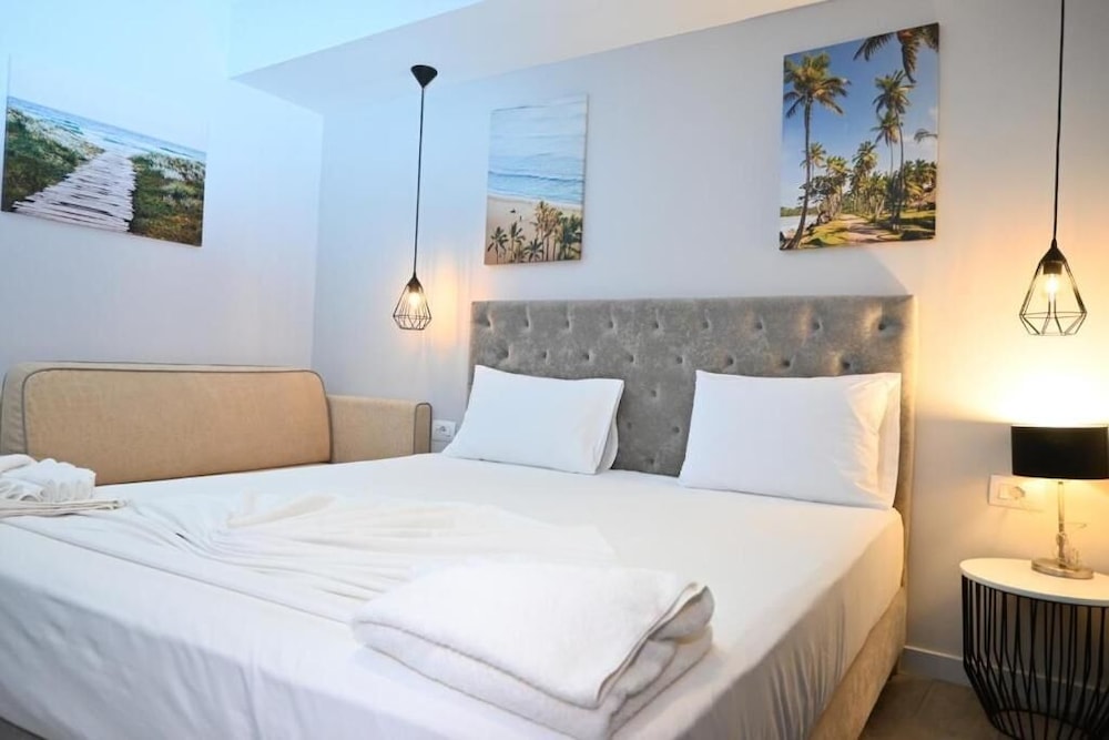 Deluxe Double Room, Balcony photo 2