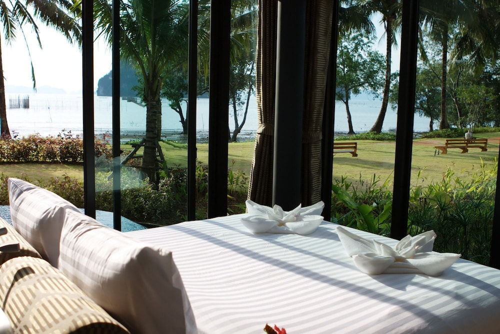 2-Bedroom Villa with Private Pool