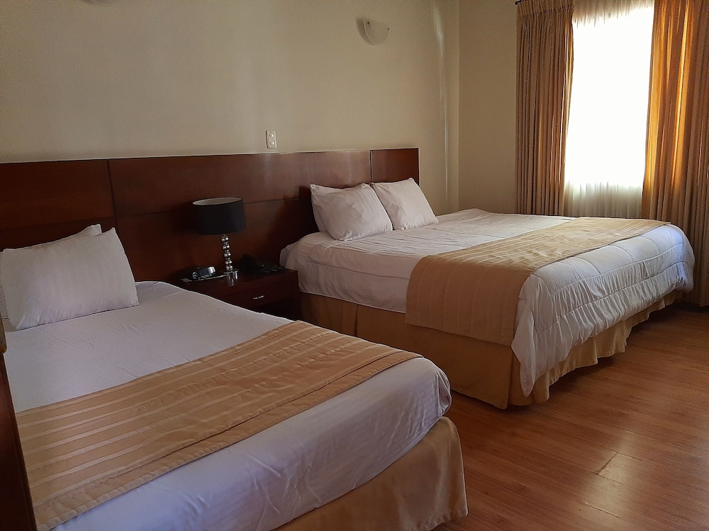 Basic Quadruple Room photo 3