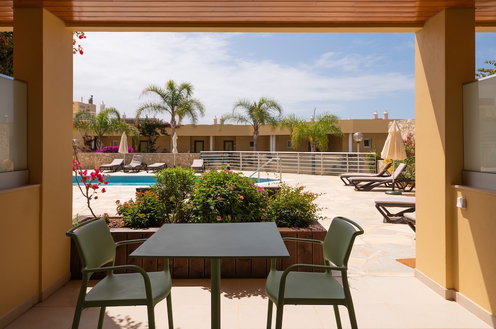 Family Apartment, Balcony, Pool View (with balcony or terrace)