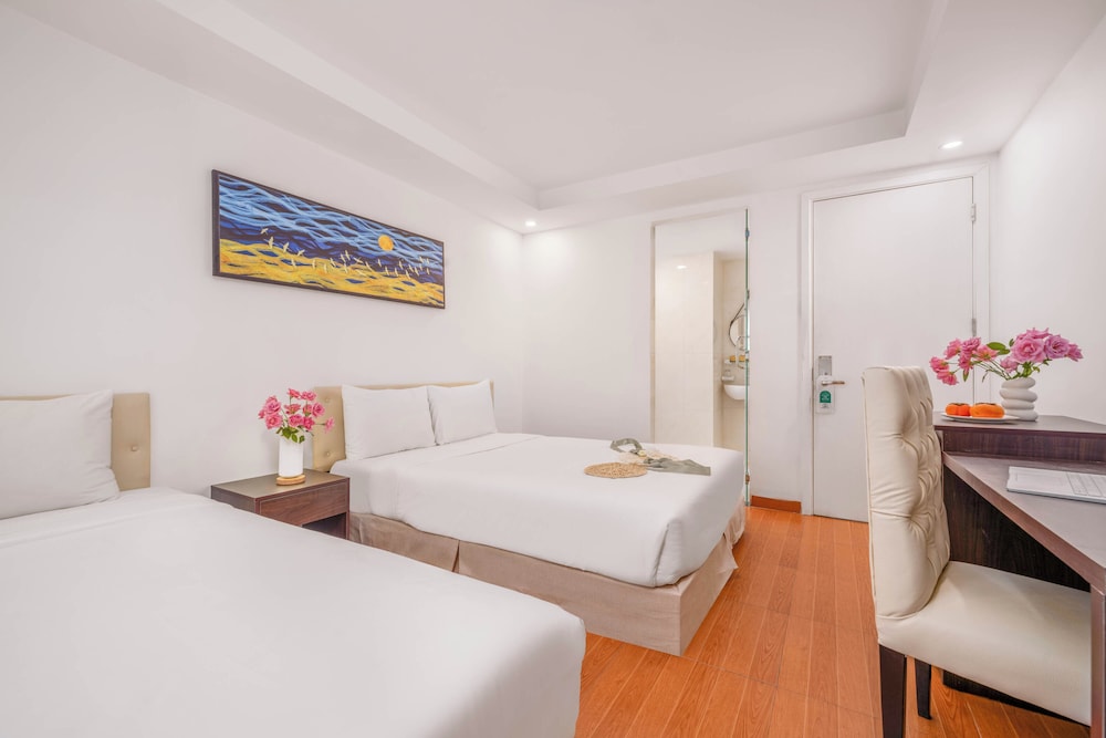 Superior Triple Room