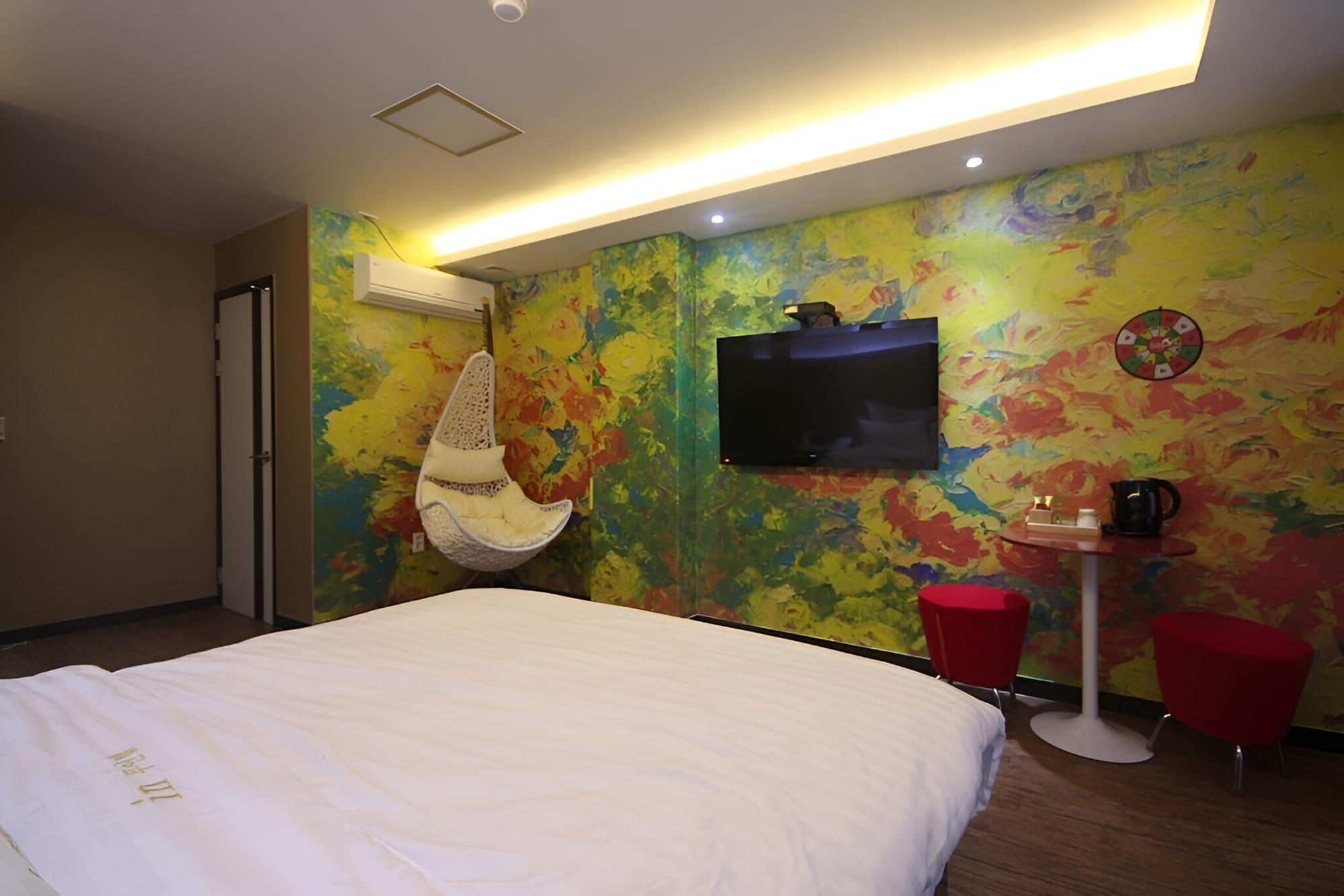 Room (VIP (Bath/Bidet/Room air conditioner/) photo 1