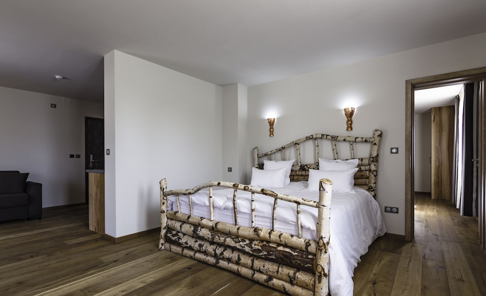 Junior Suite, Terrace, Pool View