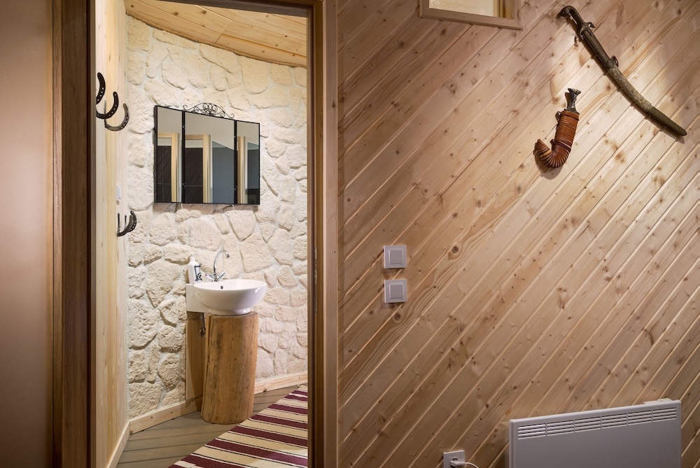 Luxury Suite, 1 King Bed, Private Bathroom, Mountain View (Casita Luna) photo 3