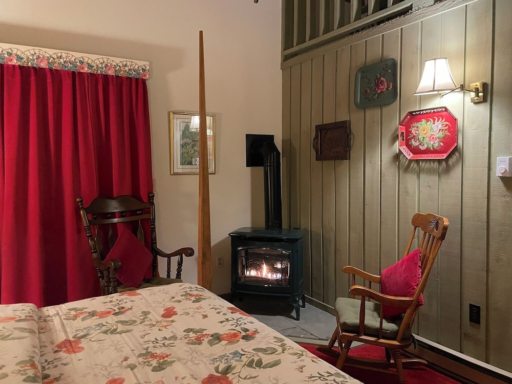 Magnolia Room photo 3