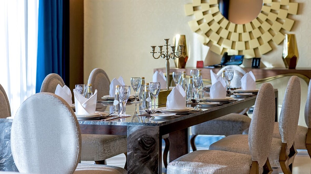 Royal Suite - Photo 6