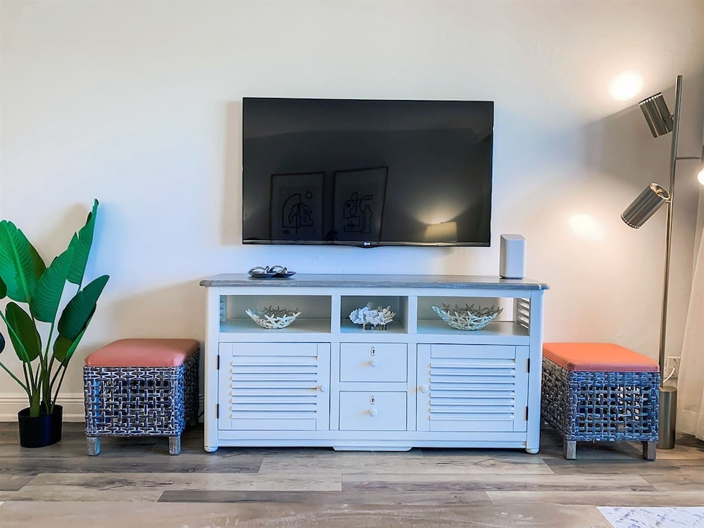 Condo (South Seas Beach Villa 2414) photo 1