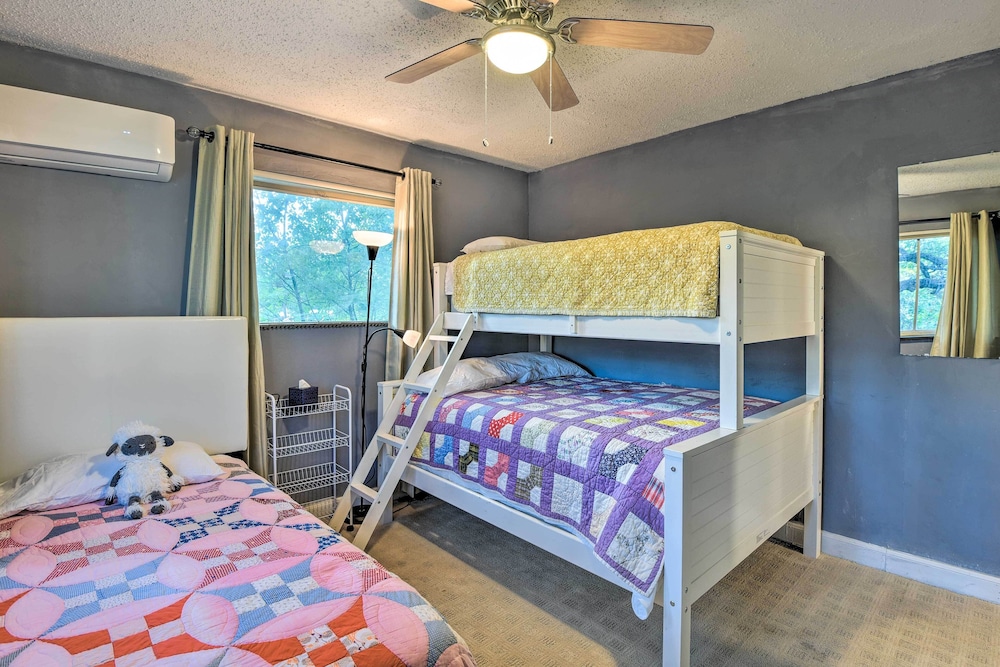 House (2 Bedrooms) photo 3