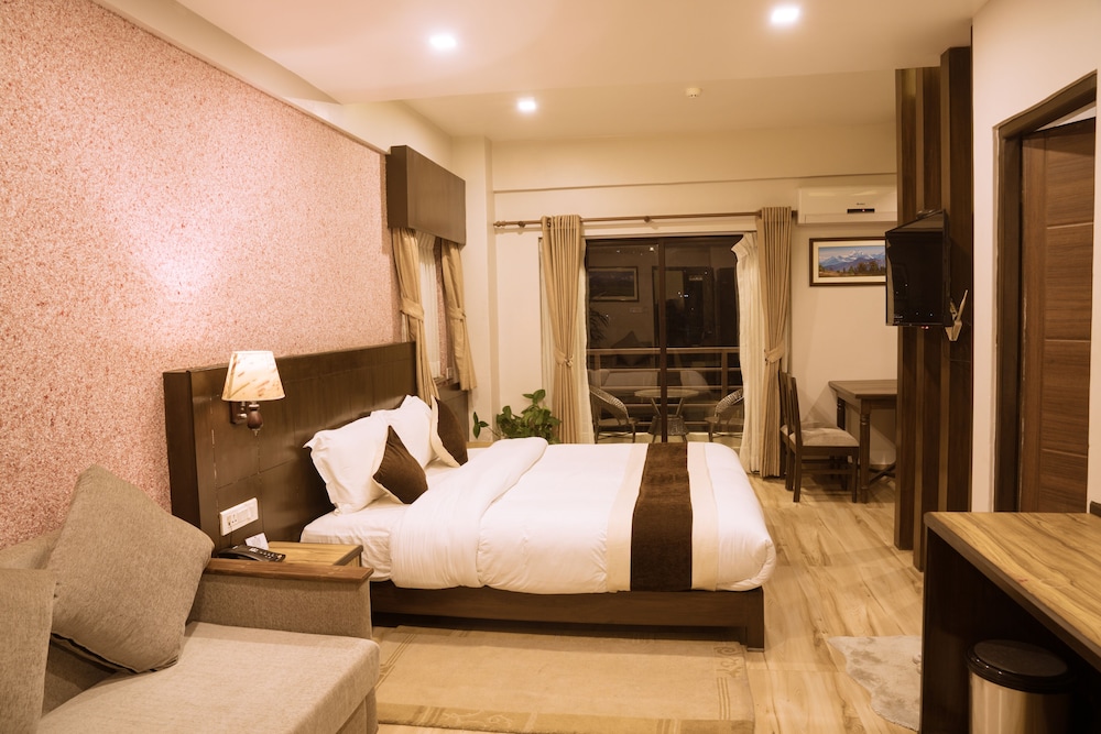 Premium Suite - Photo 3