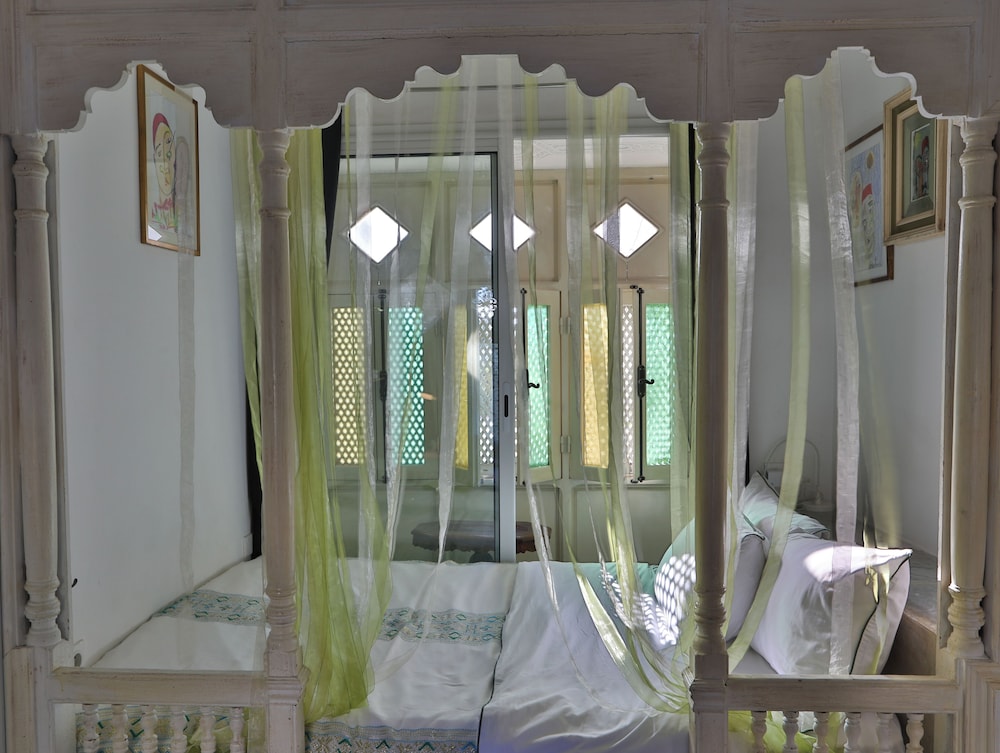 Basic Double Room