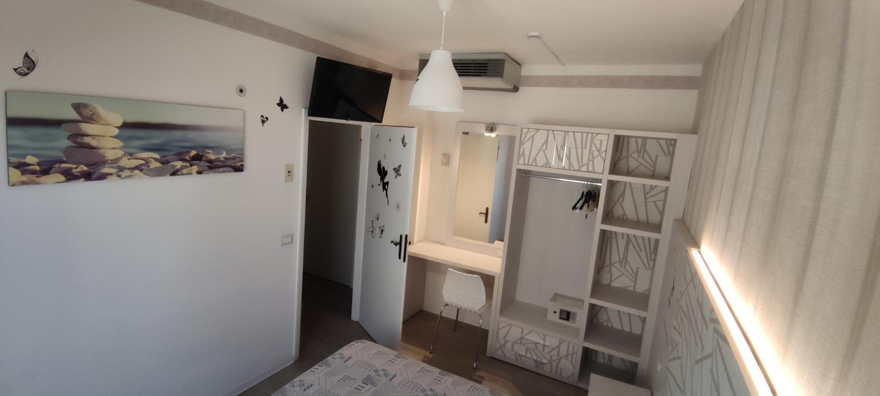 Family Room with Sea View photo 2