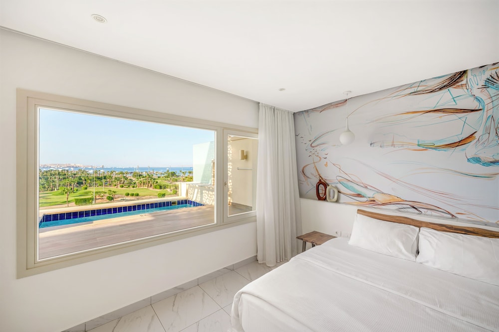 Suite (Penthouse Suite) photo 2
