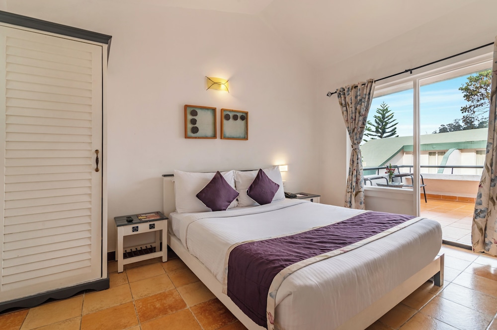 Duplex Suite with Balcony - Photo 3