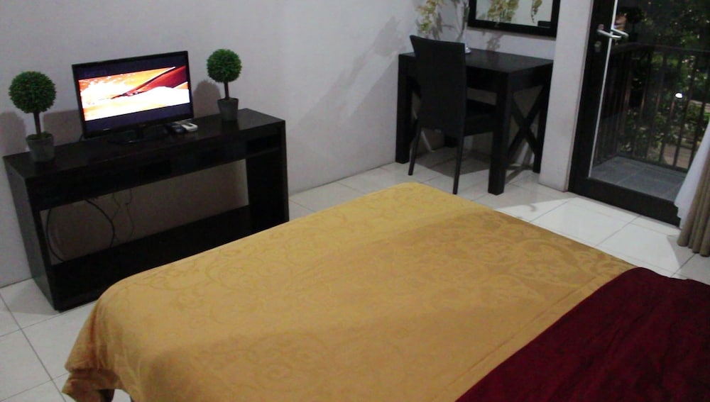 Superior Single Room, 1 Twin Bed, Balcony, City View