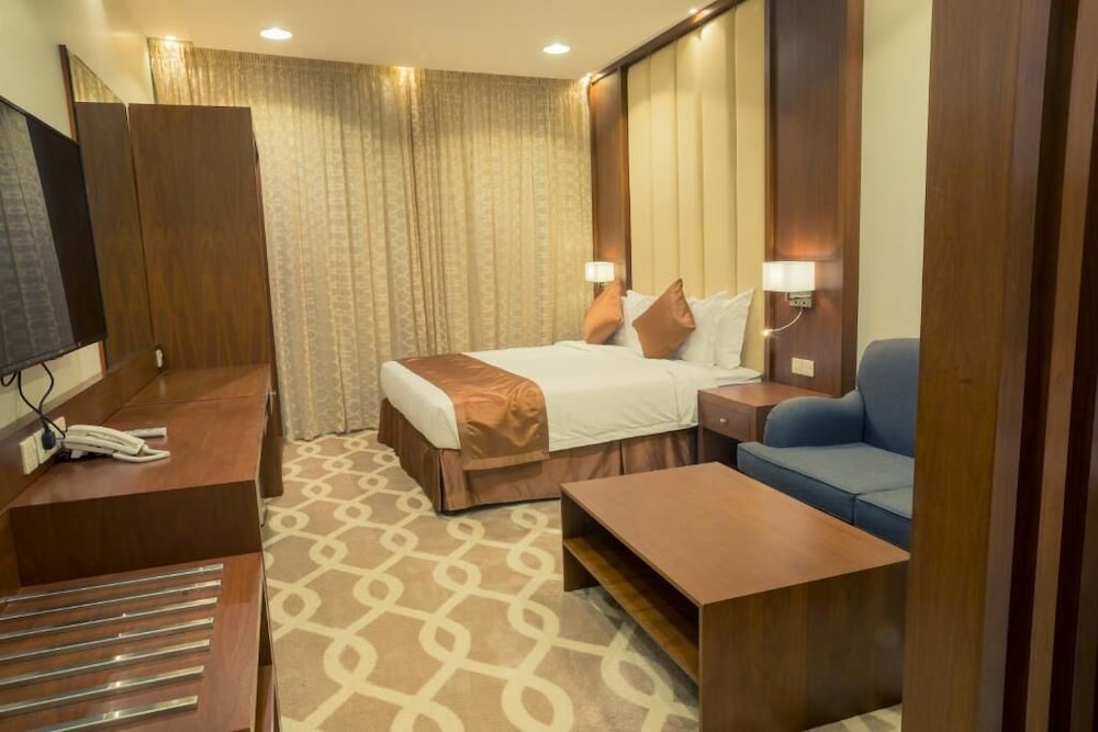 Deluxe Single Room, 1 King Bed photo 1