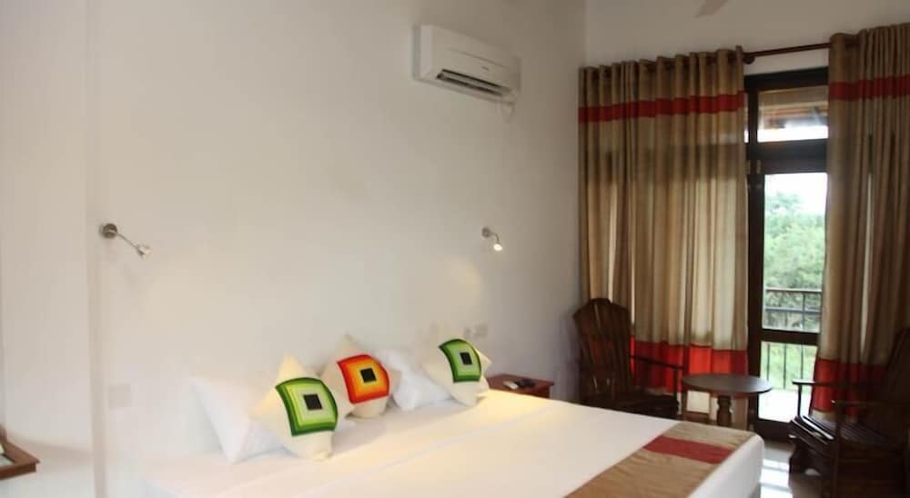 Deluxe Twin Room, Accessible, Resort View photo 1