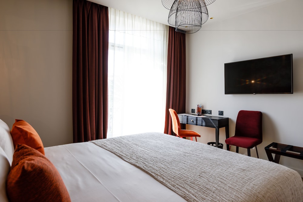 Superior Room, Balcony - Photo 8