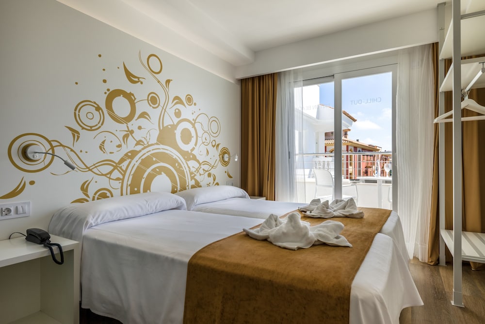 Superior Room, Balcony