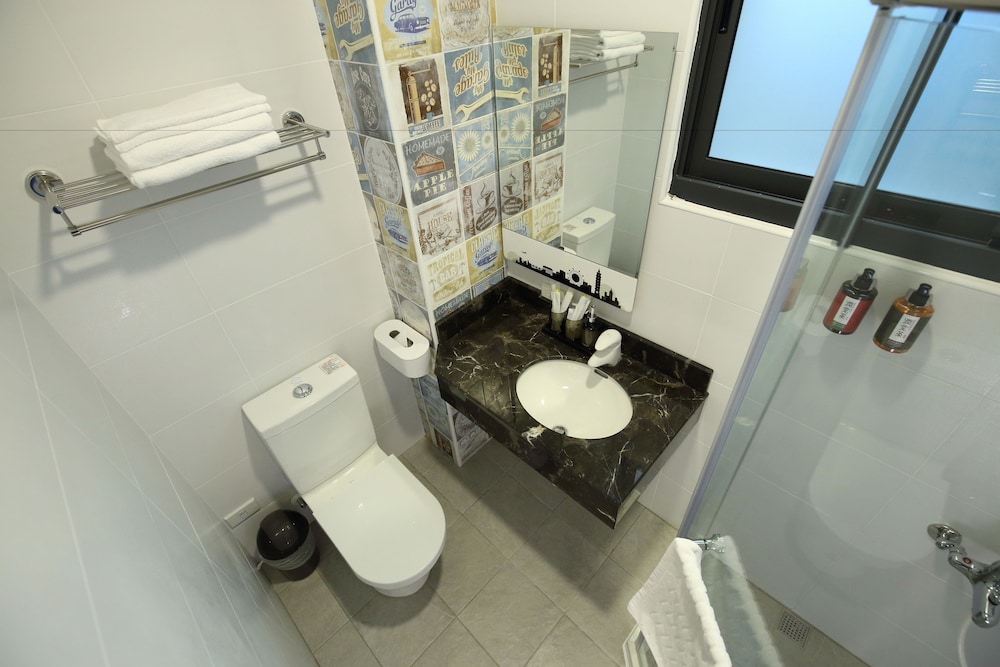 Classic Double Room, 1 Double Bed, Hill View photo 3