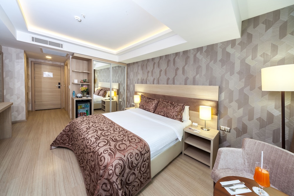 Delux Junior Suite photo 1