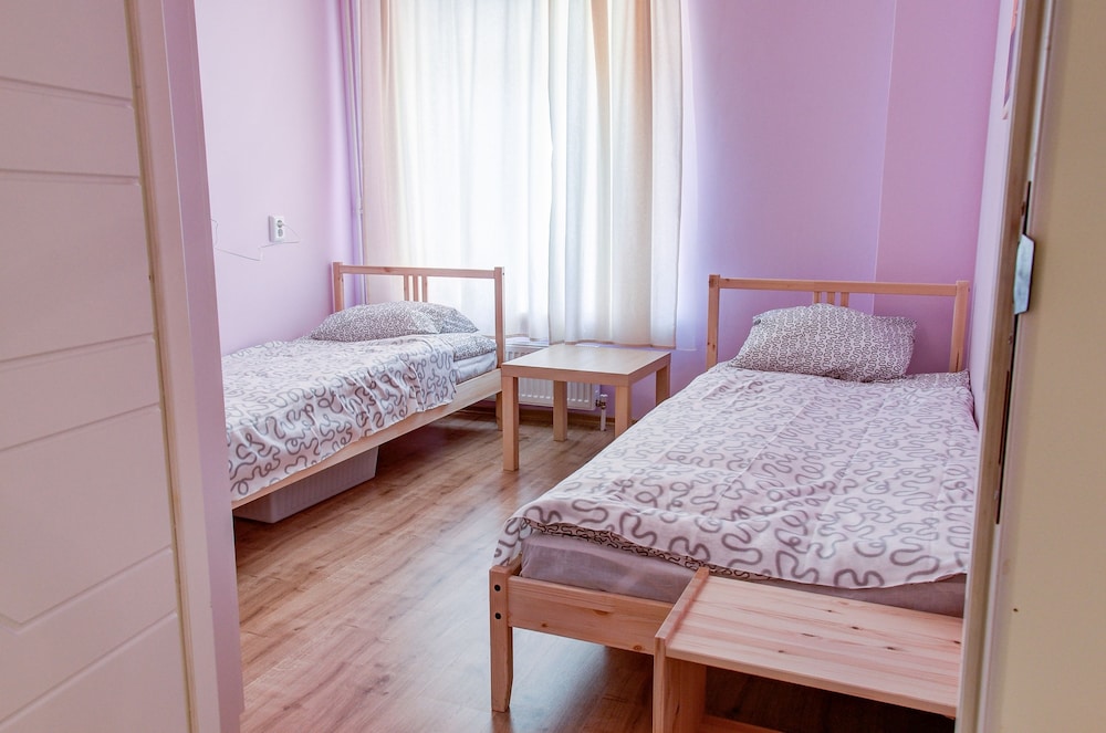 Economy Triple Room