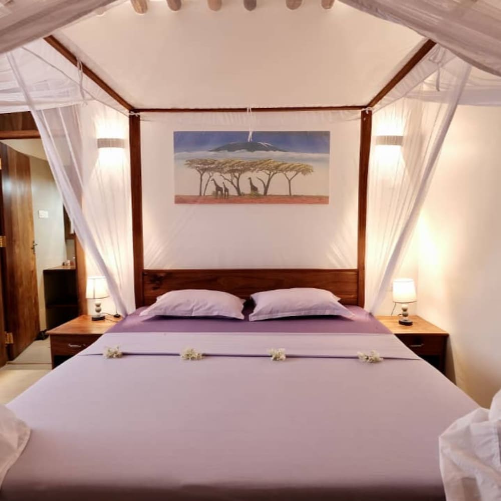Family Apartment, 2 Bedrooms, Kitchenette, Pool View photo 1