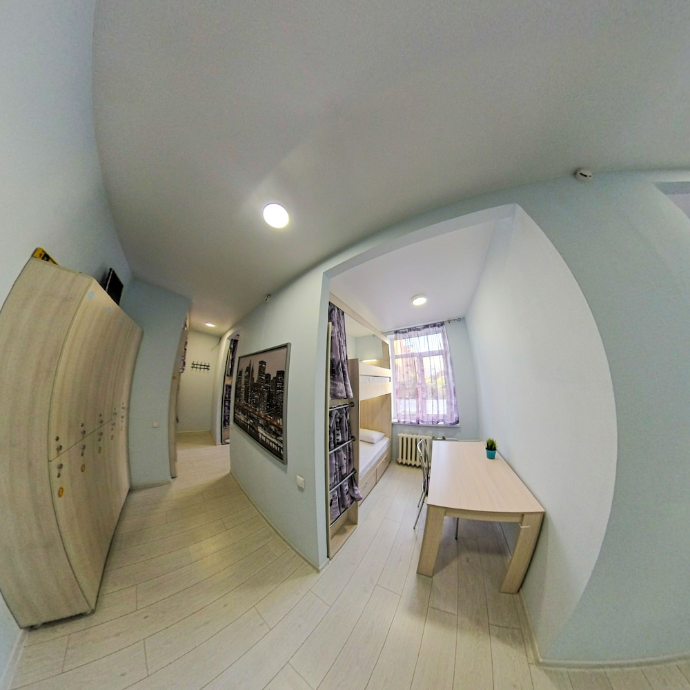 Shared Dormitory, Mixed Dorm, Shared Bathroom (10 beds) photo 3