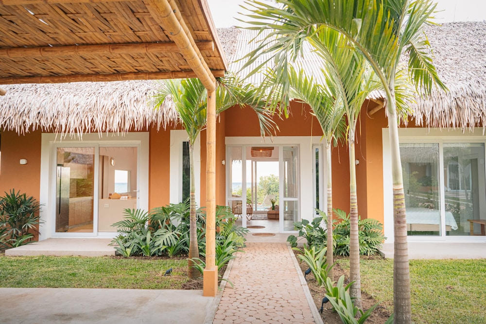 Family Villa, 3 Bedrooms, Ocean View photo 3