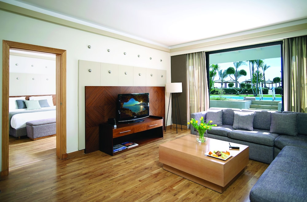 Junior Suite, 1 Bedroom thumbnail 6