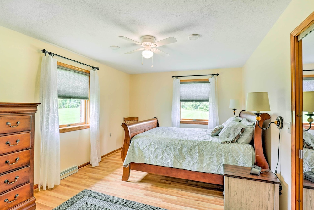 House (2 Bedrooms) photo 3