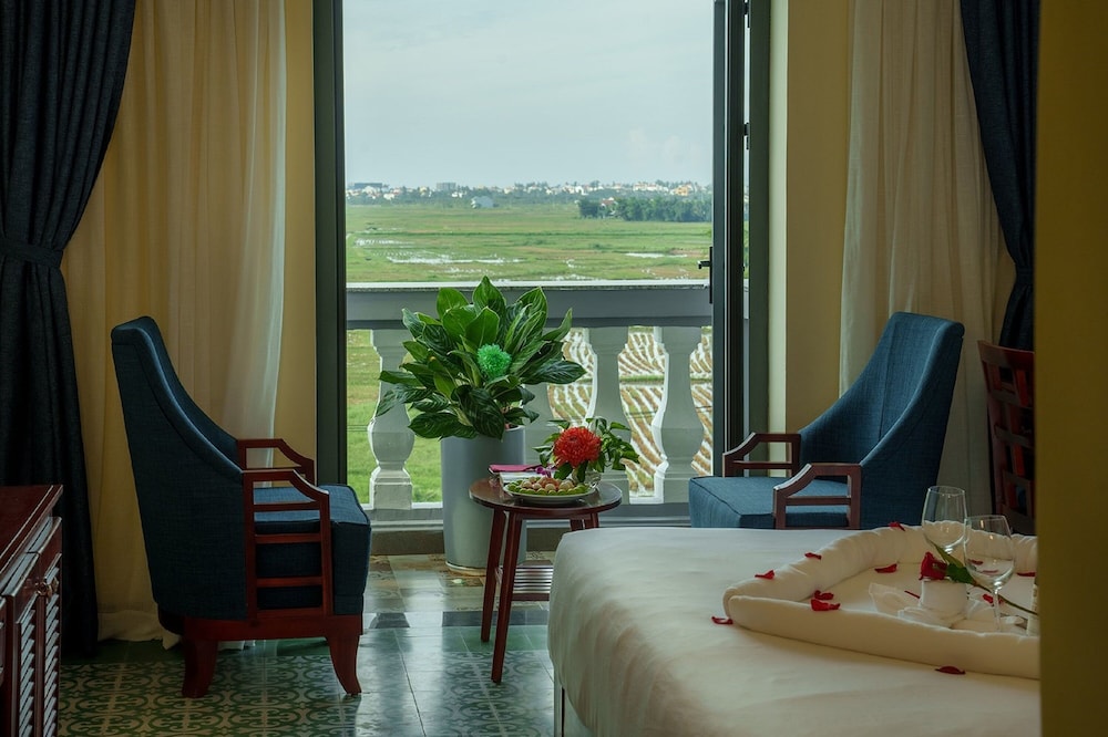 Premier Deluxe Double or Twin Room - Photo 15