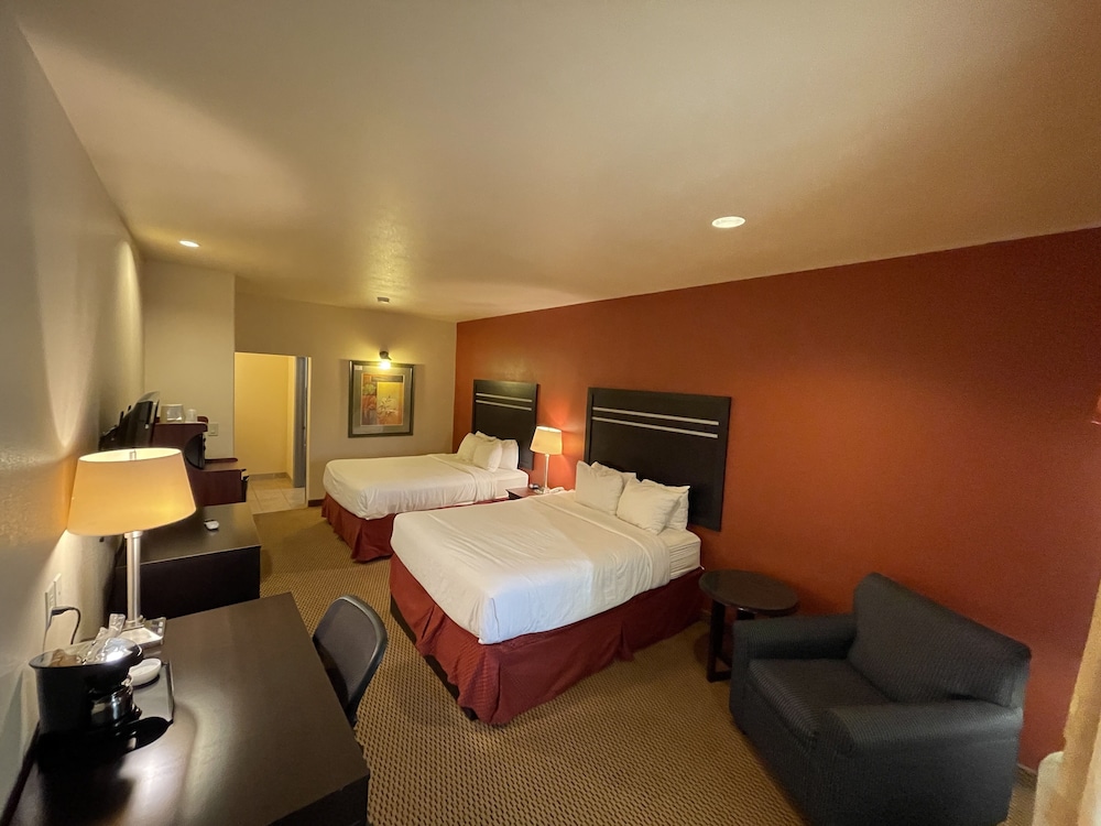Comfort Double Room, 2 Queen Beds photo 3